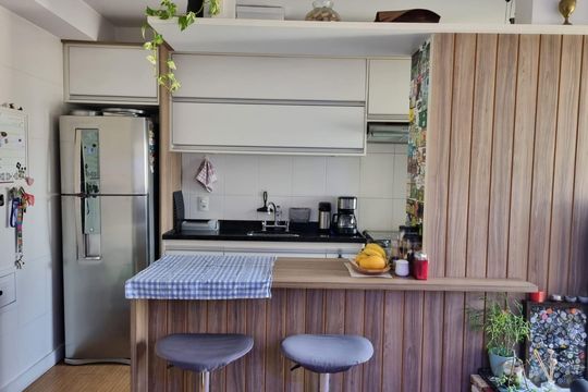 Cozinha e Área de Serviço de apartamento à venda com 2 quartos, 50m² em Chácara Santo Antônio (zona Sul), São Paulo