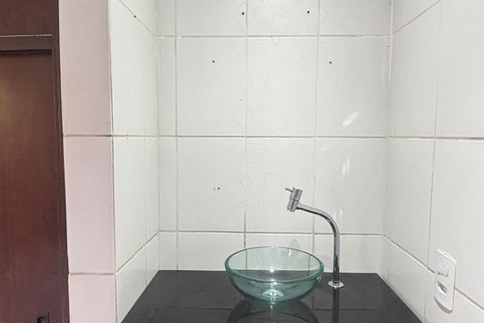 Banheiro Social de apartamento à venda com 2 quartos, 52m² em Jardim Alvorada, Santo André