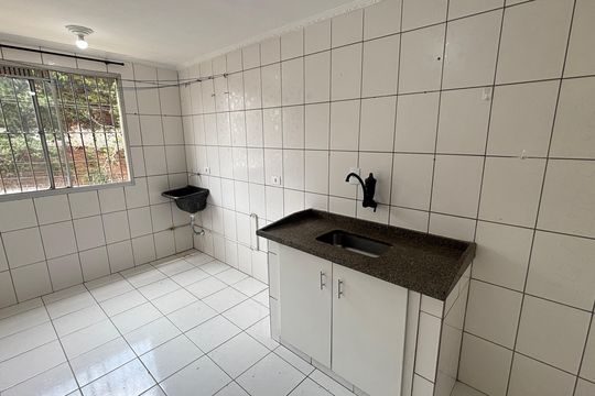 Cozinha de apartamento à venda com 2 quartos, 52m² em Jardim Alvorada, Santo André