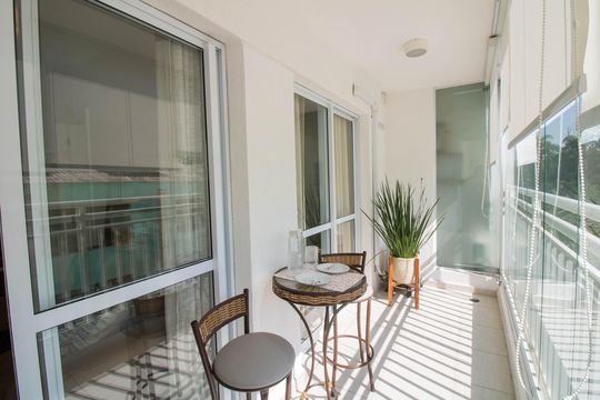 Varanda de kitnet/studio à venda com 1 quarto, 33m² em Santo Amaro, São Paulo
