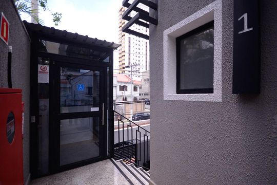 Área comum - Elevador de apartamento para alugar com 2 quartos, 100m² em Jardins, São Paulo