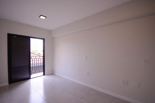 Suíte 2 de apartamento para alugar com 2 quartos, 100m² em Jardins, São Paulo