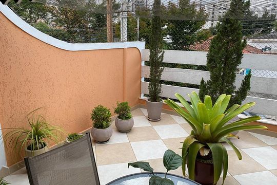 Varanda de casa à venda com 2 quartos, 132m² em Mirandópolis, São Paulo
