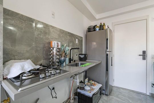 Cozinha de apartamento para alugar com 2 quartos, 39m² em Jardim Imperador (zona Sul), São Paulo