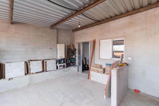 Área de serviço de casa à venda com 4 quartos, 150m² em Bandeiras, Osasco