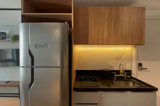 Cozinha de apartamento para alugar com 1 quarto, 32m² em Pinheiros, São Paulo