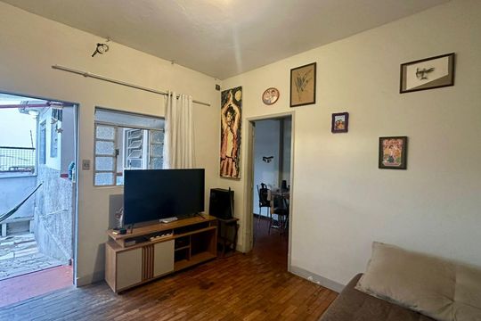 Sala de casa à venda com 3 quartos, 208m² em Alto Barroca, Belo Horizonte