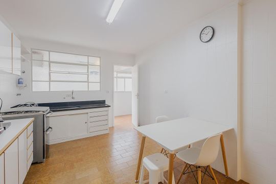 Cozinha de apartamento para alugar com 3 quartos, 97m² em Vila Madalena, São Paulo