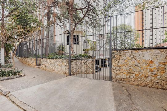 Fachada de apartamento para alugar com 3 quartos, 97m² em Vila Madalena, São Paulo