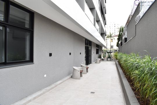 Área comum de kitnet/studio para alugar com 1 quarto, 25m² em Batel, Curitiba