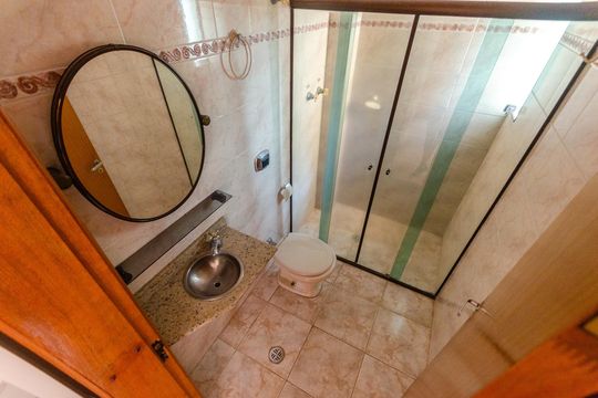Banheiro de kitnet/studio para alugar com 1 quarto, 30m² em Jardim Cidade Pirituba, São Paulo