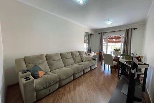Sala de casa à venda com 3 quartos, 182m² em Butantã, São Paulo