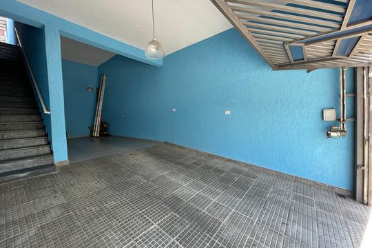 Garagem de casa à venda com 3 quartos, 182m² em Butantã, São Paulo