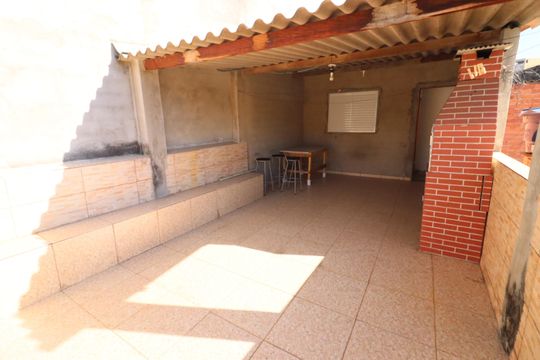 Churrasqueira de casa à venda com 2 quartos, 100m² em Jardim Roberto, Osasco
