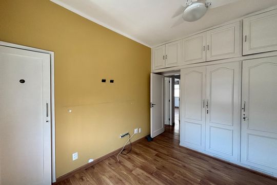 Quarto 1 de apartamento para alugar com 3 quartos, 135m² em Ipanema, Rio de Janeiro