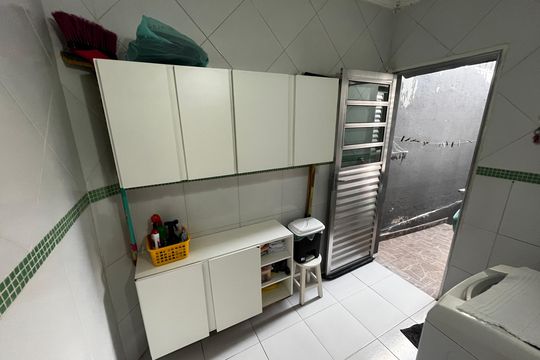 Área de Serviço de casa à venda com 3 quartos, 98m² em Chora Menino, São Paulo