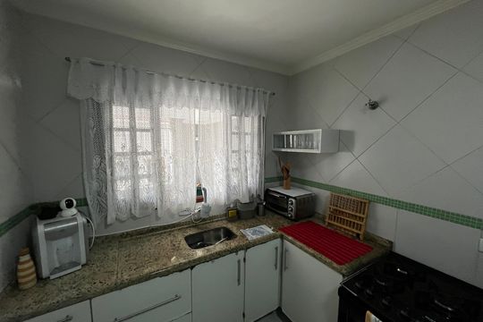 Cozinha de casa à venda com 3 quartos, 98m² em Chora Menino, São Paulo