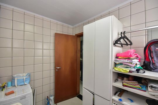 Área de Serviço de casa de condomínio à venda com 3 quartos, 280m² em Parque Monte Alegre, Taboão da Serra