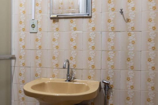 Banheiro Social de apartamento para alugar com 3 quartos, 100m² em Prado, Belo Horizonte