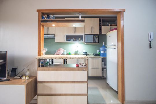 Sala de apartamento à venda com 2 quartos, 72m² em Partenon, Porto Alegre