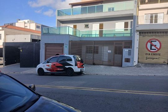 Vista da Rua de casa à venda com 4 quartos, 350m² em Vila Carrão, São Paulo