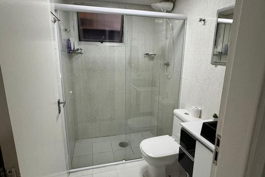 Banheiro de apartamento à venda com 2 quartos, 58m² em Jardim Sao Sebastiao, São Paulo