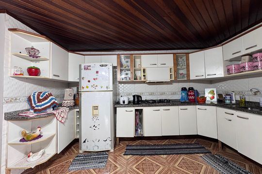 Cozinha de casa à venda com 3 quartos, 286m² em Santos Dumont, São Leopoldo