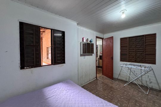 Casa 2 -  Quarto 2 de casa à venda com 3 quartos, 286m² em Santos Dumont, São Leopoldo