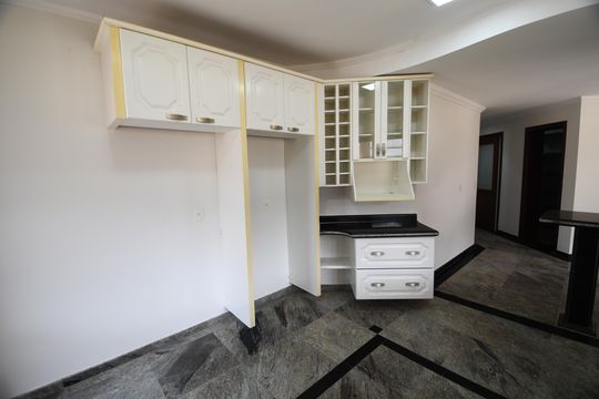 Cozinha de casa de condomínio para alugar com 4 quartos, 604m² em Loteamento Alphaville Campinas, Campinas