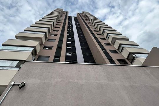 Fachada de apartamento à venda com 3 quartos, 125m² em Vila Santa Teresa, Santo André