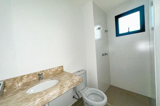 Banheiro 3 de apartamento à venda com 3 quartos, 125m² em Vila Santa Teresa, Santo André