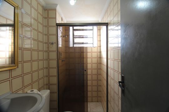 Banheiro de apartamento à venda com 2 quartos, 50m² em Vila Cardoso Franco, São Paulo