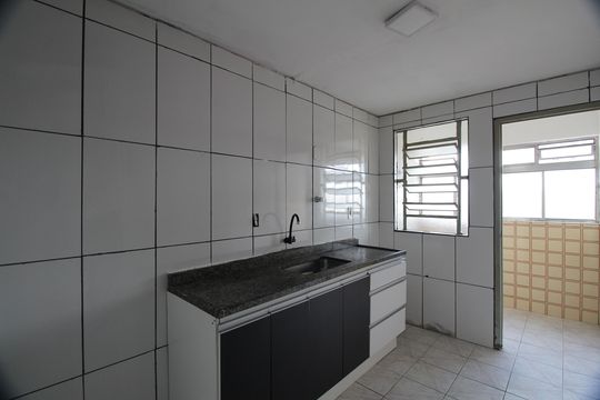 Cozinha de apartamento à venda com 2 quartos, 50m² em Vila Cardoso Franco, São Paulo