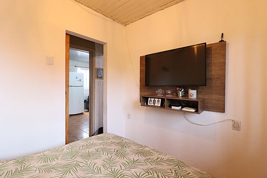Quarto 1 de casa à venda com 2 quartos, 300m² em Santa Rosa de Lima, Porto Alegre