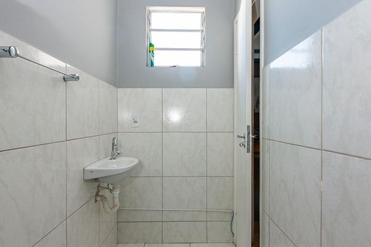 Lavabo de apartamento à venda com 3 quartos, 130m² em Kennedy, Contagem