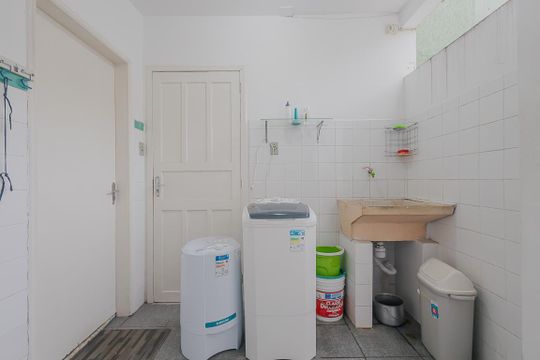 Área de Serviço de casa à venda com 3 quartos, 158m² em Vila Madalena, São Paulo
