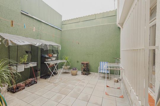 Quintal de casa à venda com 3 quartos, 158m² em Vila Madalena, São Paulo
