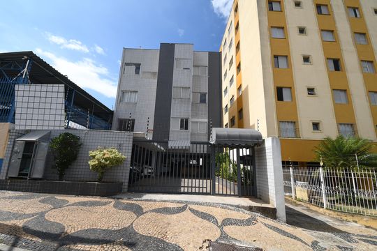 Fachada do Prédio de apartamento à venda com 2 quartos, 75m² em São Bernardo, Campinas