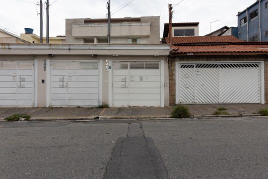 Fachada de casa para alugar com 4 quartos, 125m² em Vila Rio Branco, São Paulo