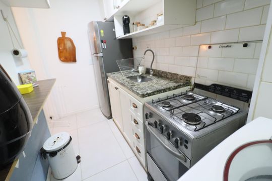 Cozinha e Área de Serviço de apartamento à venda com 2 quartos, 48m² em Novo Osasco, Osasco