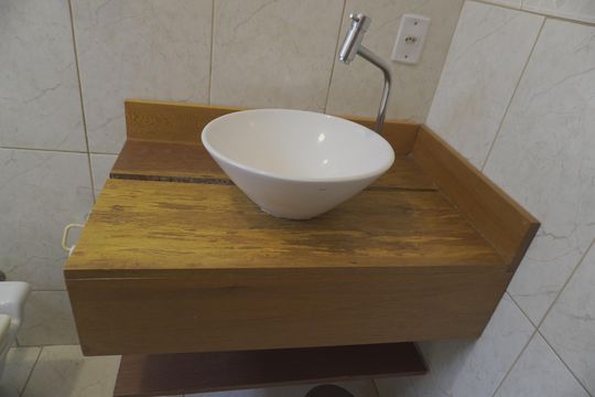Casa à venda com 4 quartos, 280m² em Jardim Lageado, São Paulo