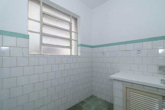 Cozinha de apartamento para alugar com 0 quarto, 25m² em Floresta, Porto Alegre