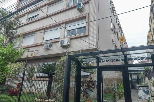 Fachada de apartamento para alugar com 0 quarto, 25m² em Floresta, Porto Alegre