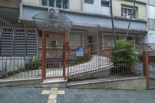 Fachada de apartamento para alugar com 1 quarto, 39m² em Bom Fim, Porto Alegre