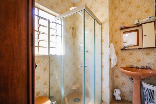 Banheiro da Suíte 1 de casa para alugar com 3 quartos, 255m² em Parque Monteiro Soares, São Paulo