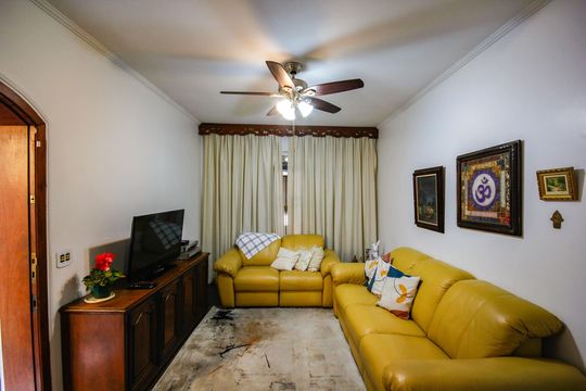 Casa para alugar com 3 quartos, 255m² em Parque Monteiro Soares, São Paulo
