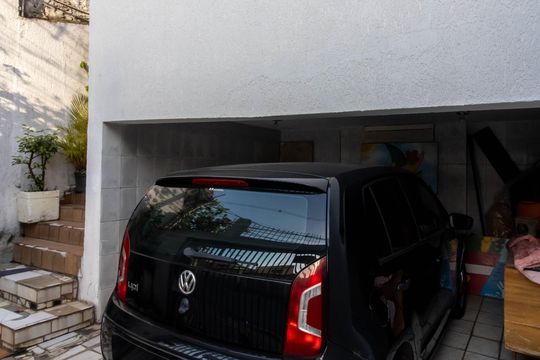 Garagem de casa à venda com 2 quartos, 133m² em Jardim Rosa de Franca, Guarulhos