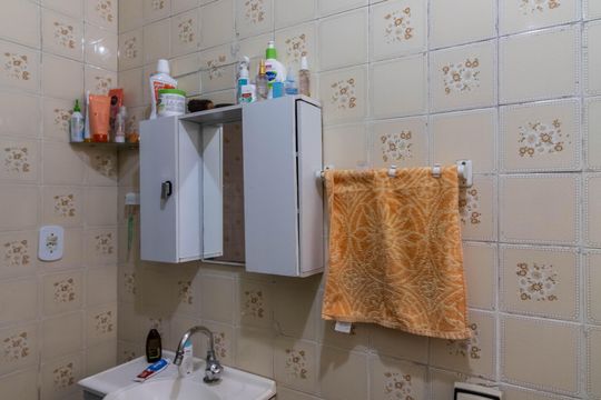 Banheiro de casa à venda com 2 quartos, 133m² em Jardim Rosa de Franca, Guarulhos