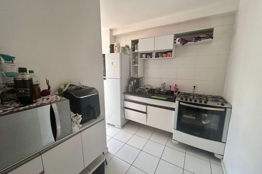 Cozinha de apartamento à venda com 2 quartos, 59m² em Picanço, Guarulhos