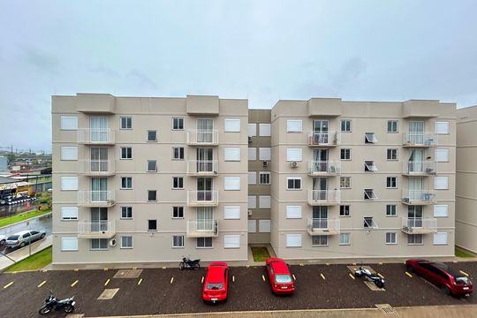 Vista de apartamento à venda com 2 quartos, 47m² em Santo Afonso, Novo Hamburgo